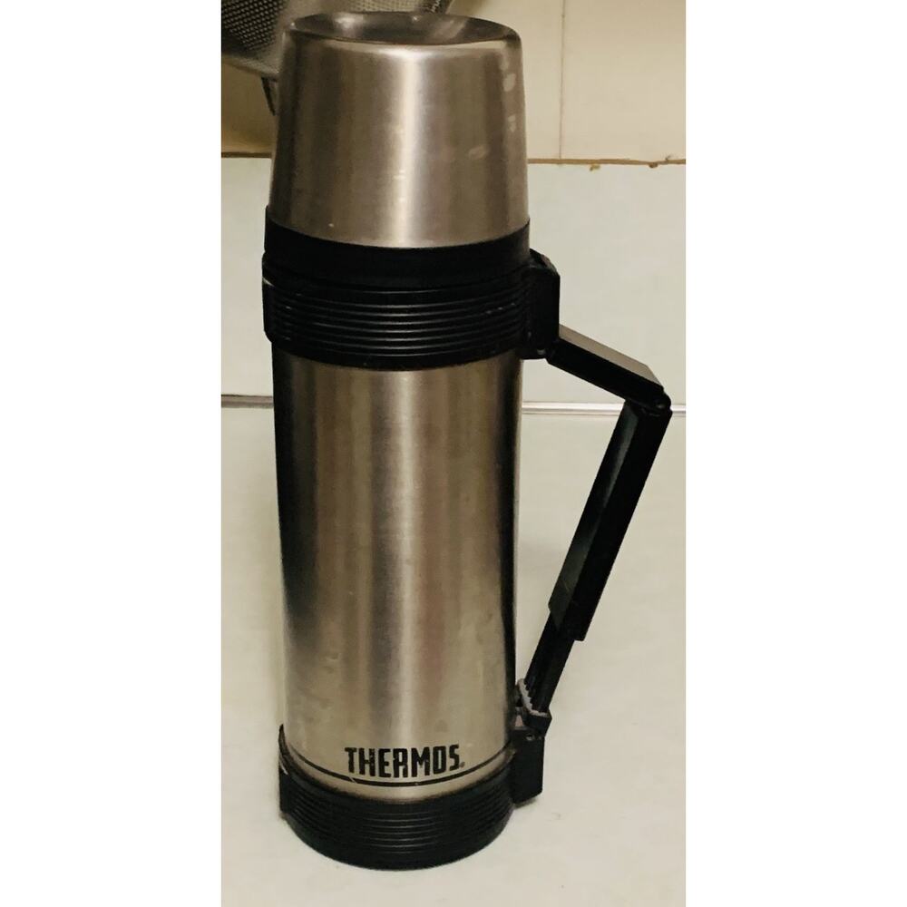 Thermos 34 oz Stainless King Vacuum Insulated Stainless Beverage Bottle
